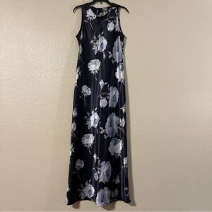 Breakin’ loose Size 9/10 Vintage Navy Blue w/Silver Roses Sleeveles Maxi Dress